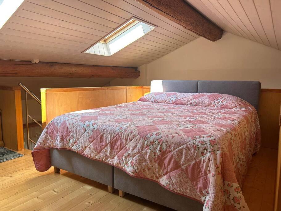 A Hilarious Hideaway In Roveredo Apartment Exterior photo